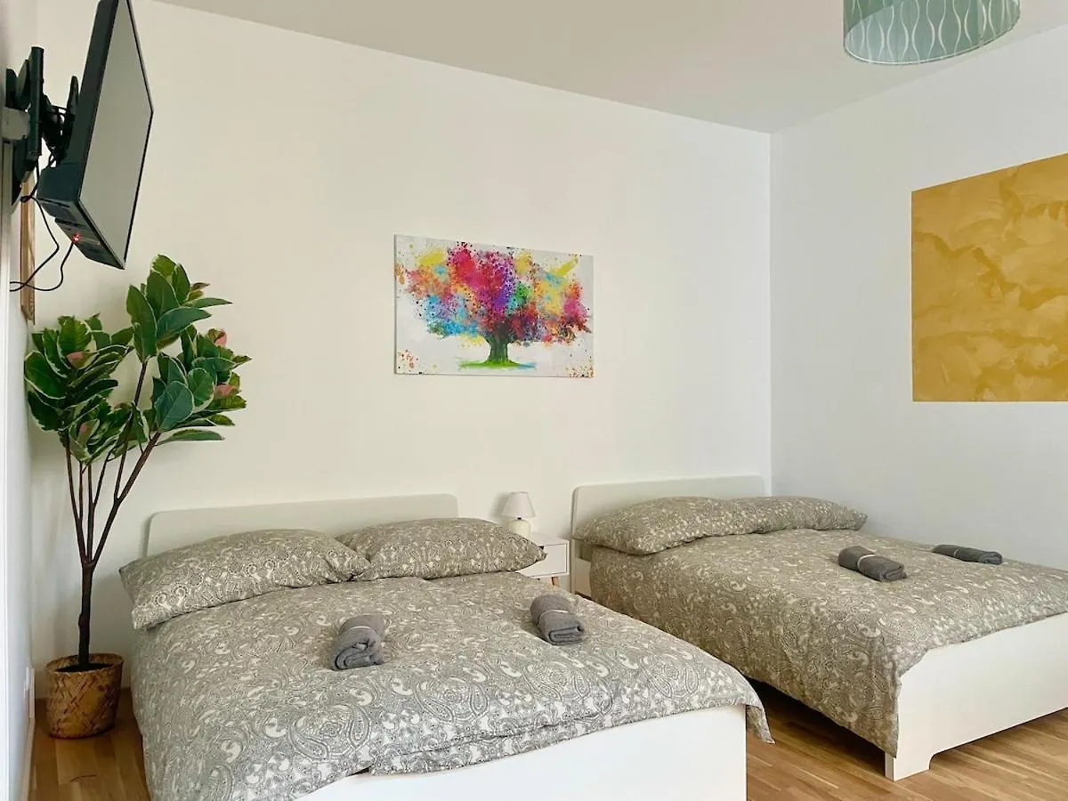 Sunny Central 70 M2 Long Term Apartment With Free Parking 비엔나