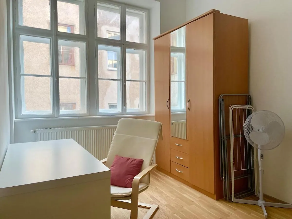 Sunny Central 70 M2 Long Term Apartment With Free Parking 비엔나